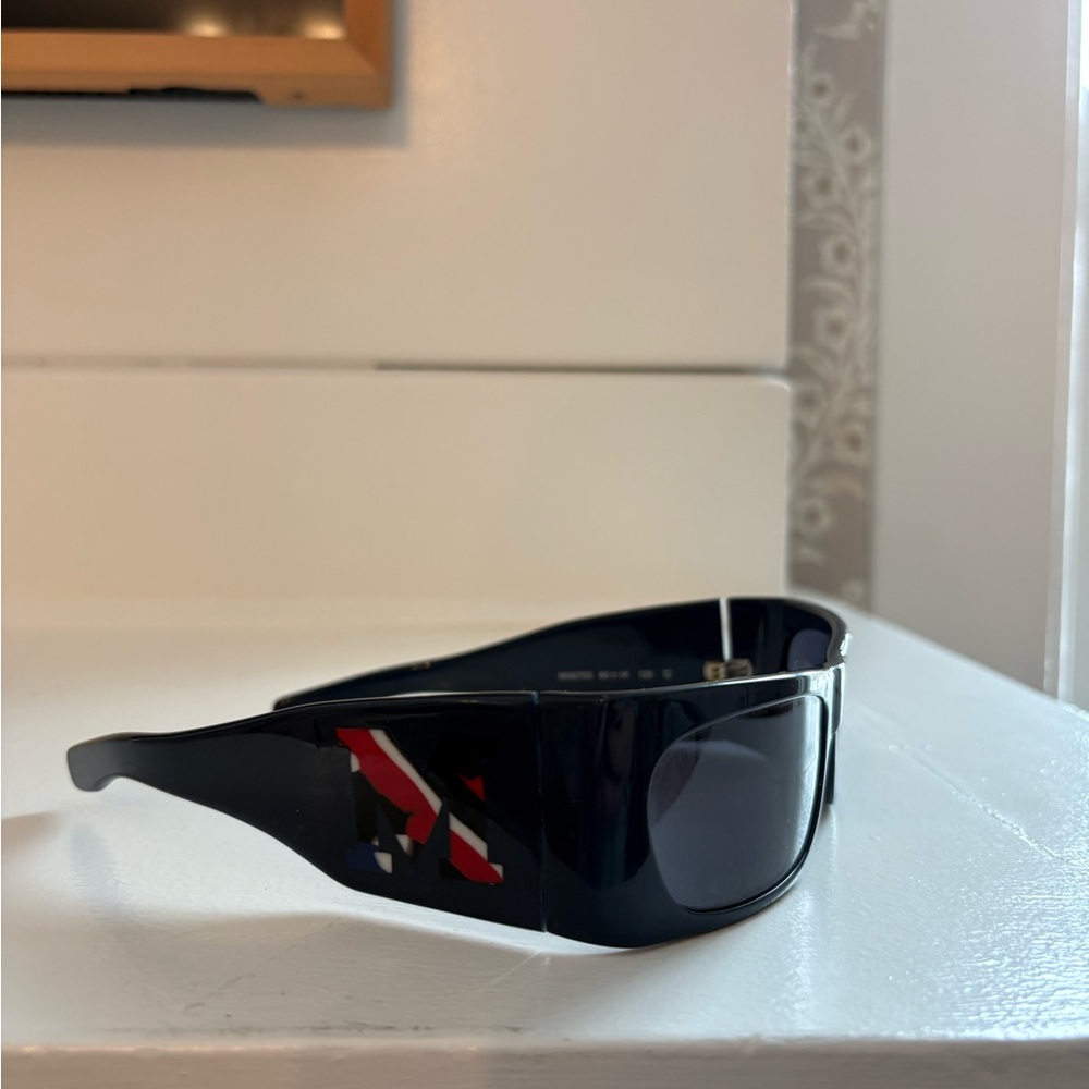 Missoni Black Rectangular Shield Sunglasses - Picture 4 of 10